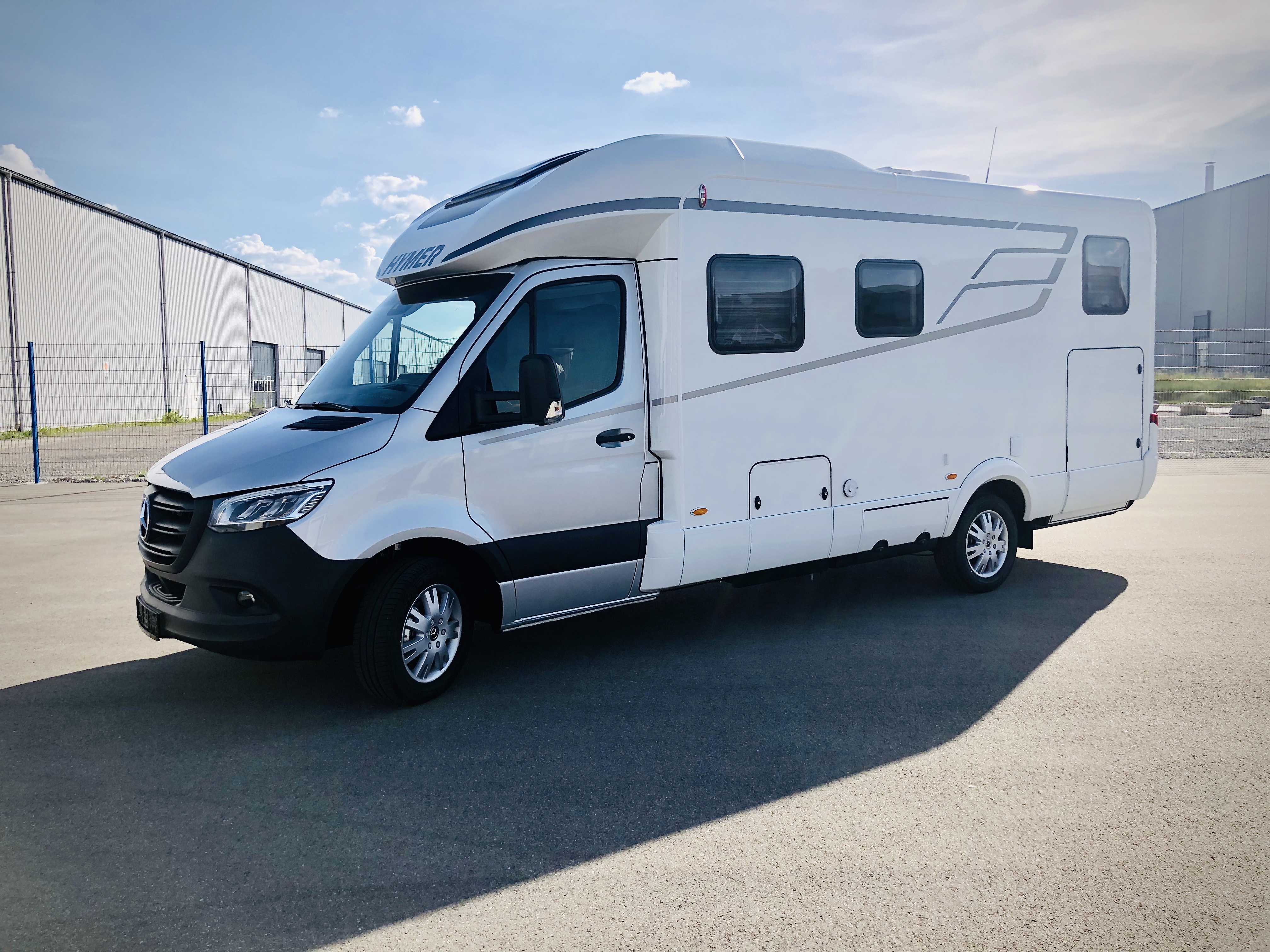 Tagesmiete Wohnmobil Hymer MC-T 680